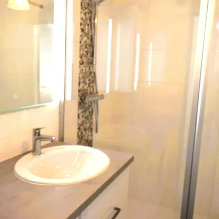 1 Chambre, Garage, Acces Direct