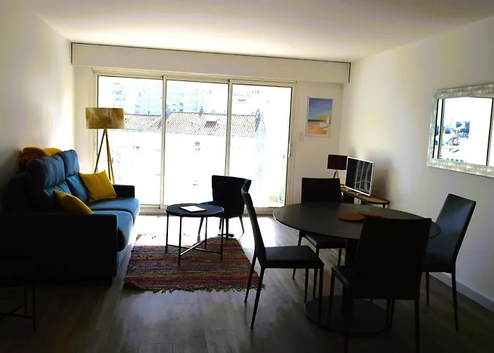 1 Chambre, Garage, Acces Direct - Fr-1-197-527 アパート