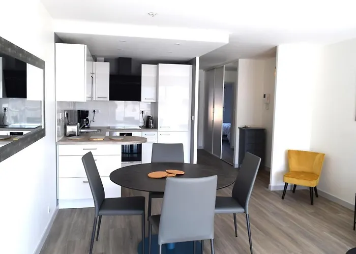 アパート 1 Chambre, Garage, Acces Direct - Fr-1-197-527